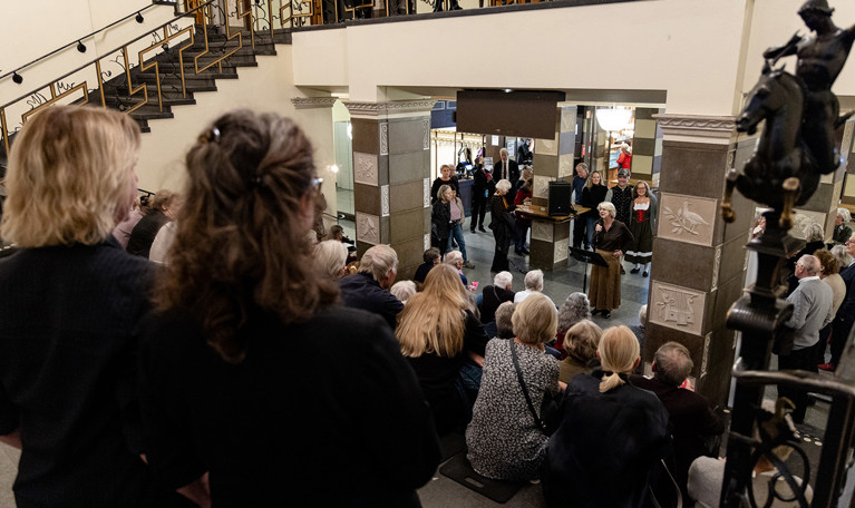 Folksamling. Fotografi.